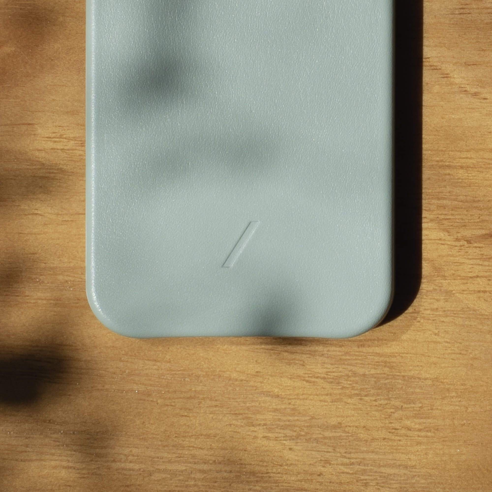 Native Union - Clic Classic (iPhone 12 Mini) #color_sage