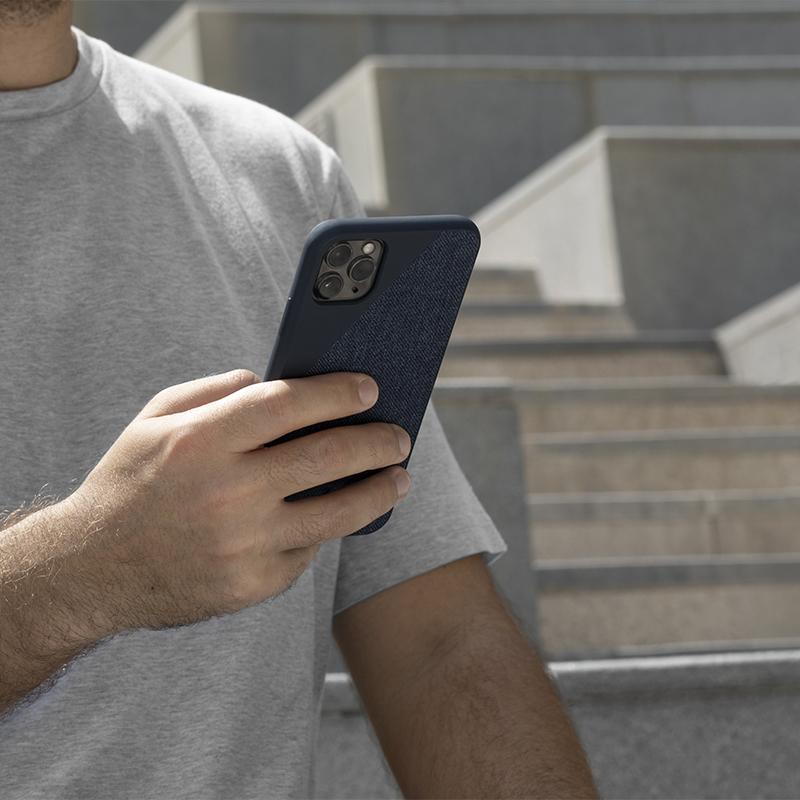 Native Union - Clic Canvas (iPhone 11 Pro) #color_indigo