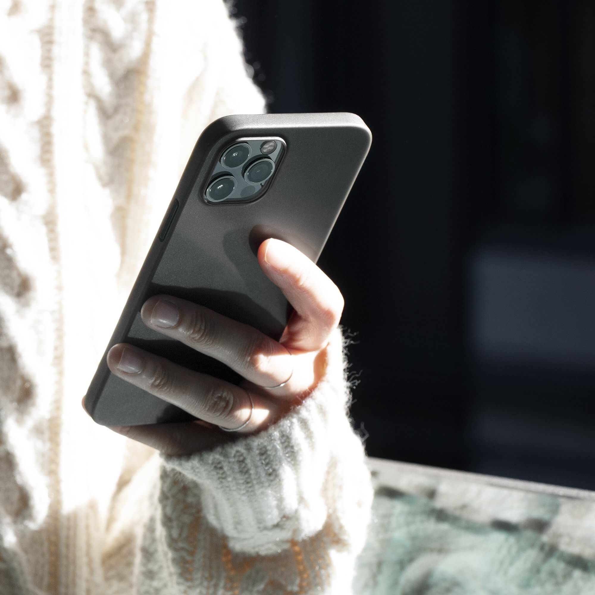 Native Union - Clic Air (iPhone 12 Mini) #color_smoke